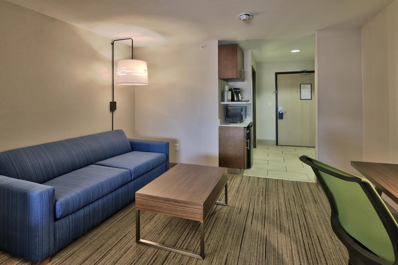 Holiday Inn Express & Suites Portales By Ihg Ngoại thất bức ảnh