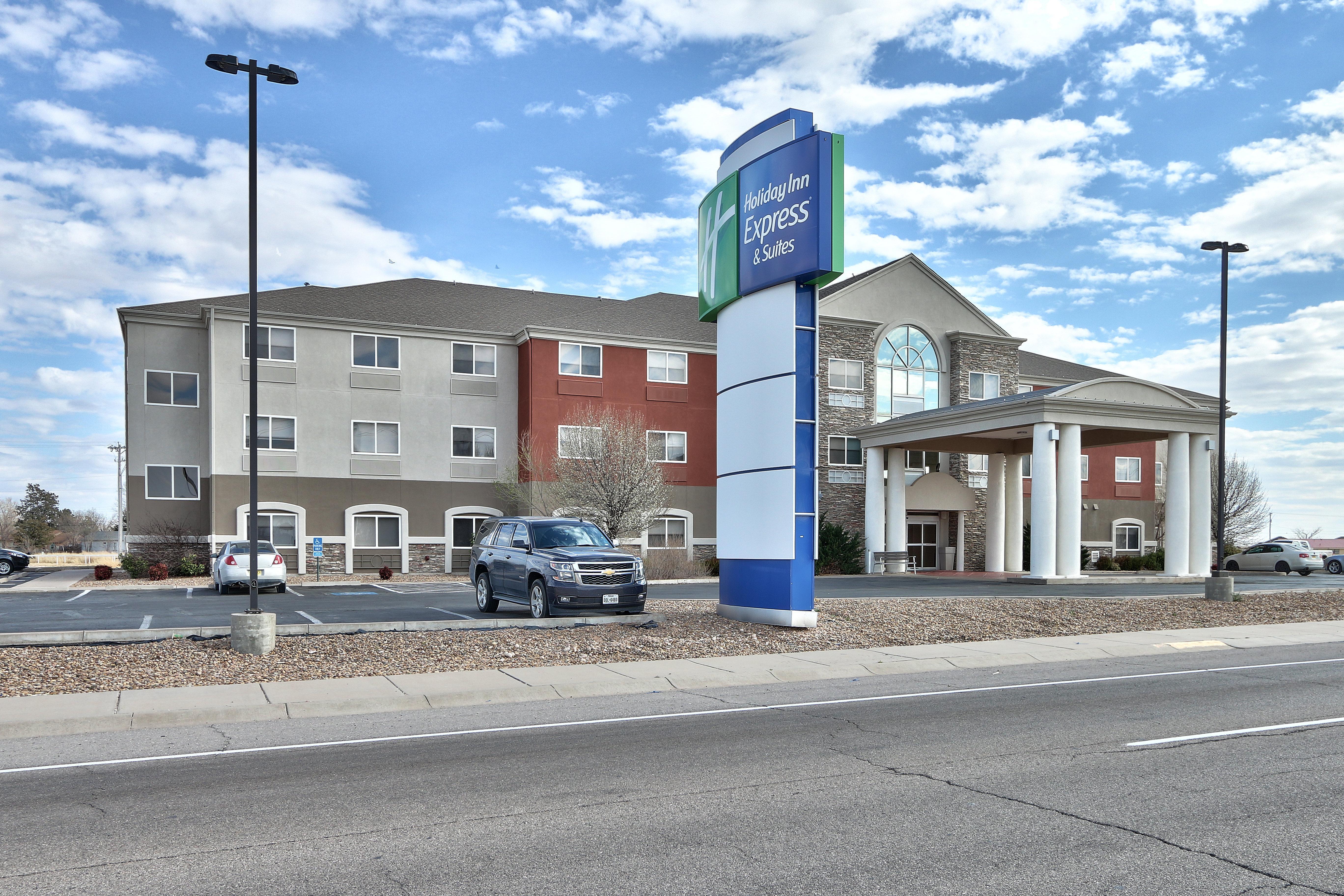 Holiday Inn Express & Suites Portales By Ihg Ngoại thất bức ảnh