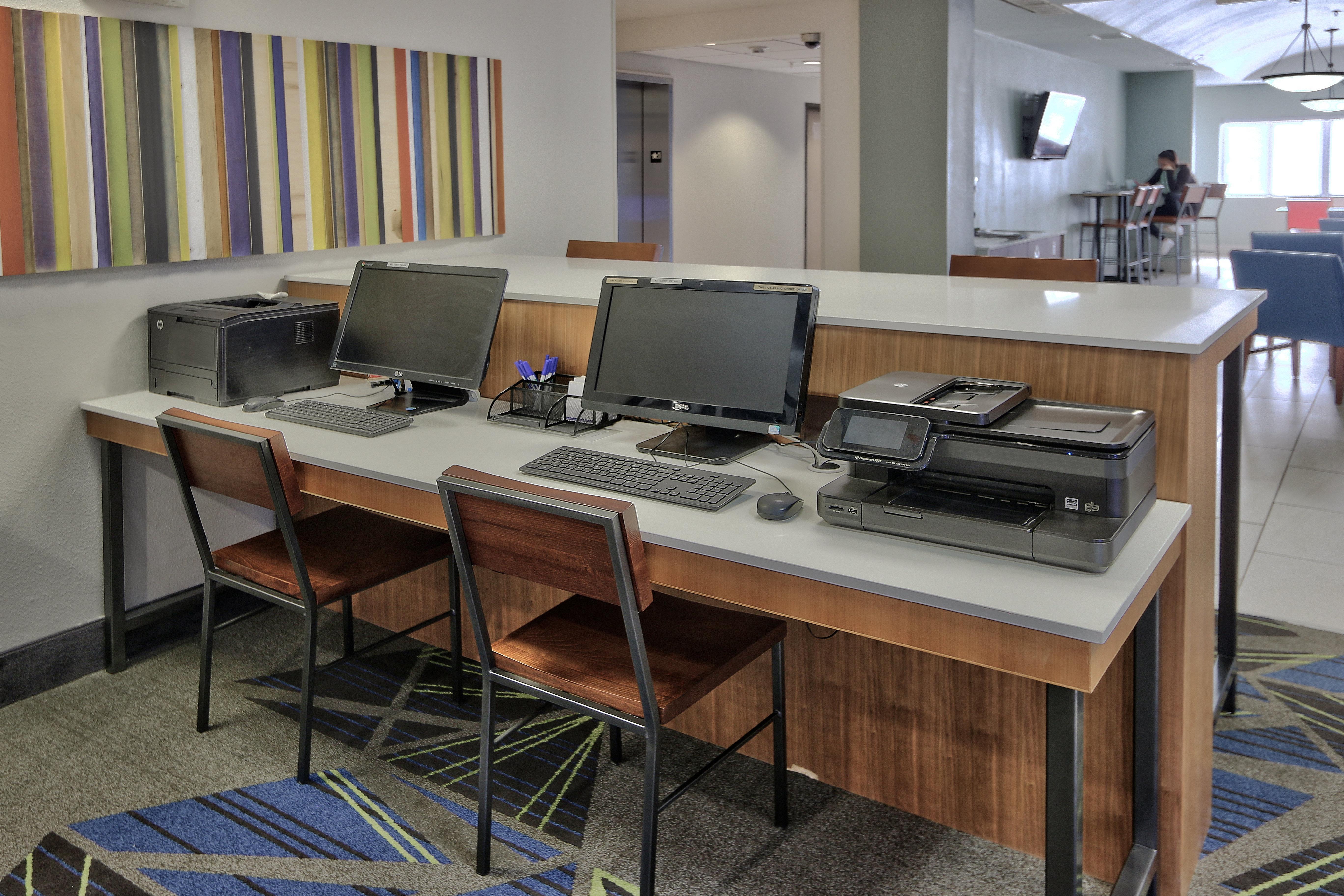 Holiday Inn Express & Suites Portales By Ihg Ngoại thất bức ảnh