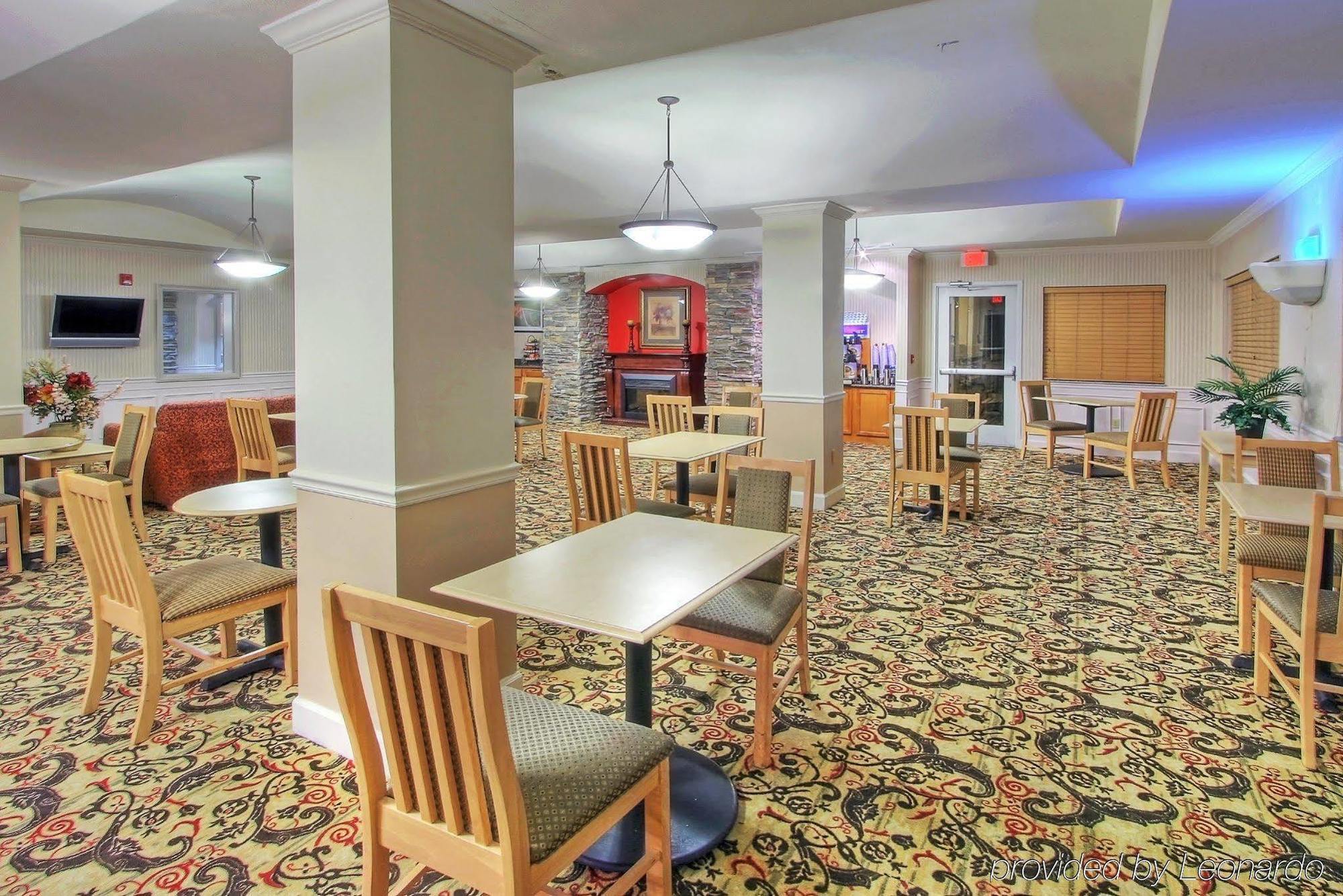 Holiday Inn Express & Suites Portales By Ihg Ngoại thất bức ảnh