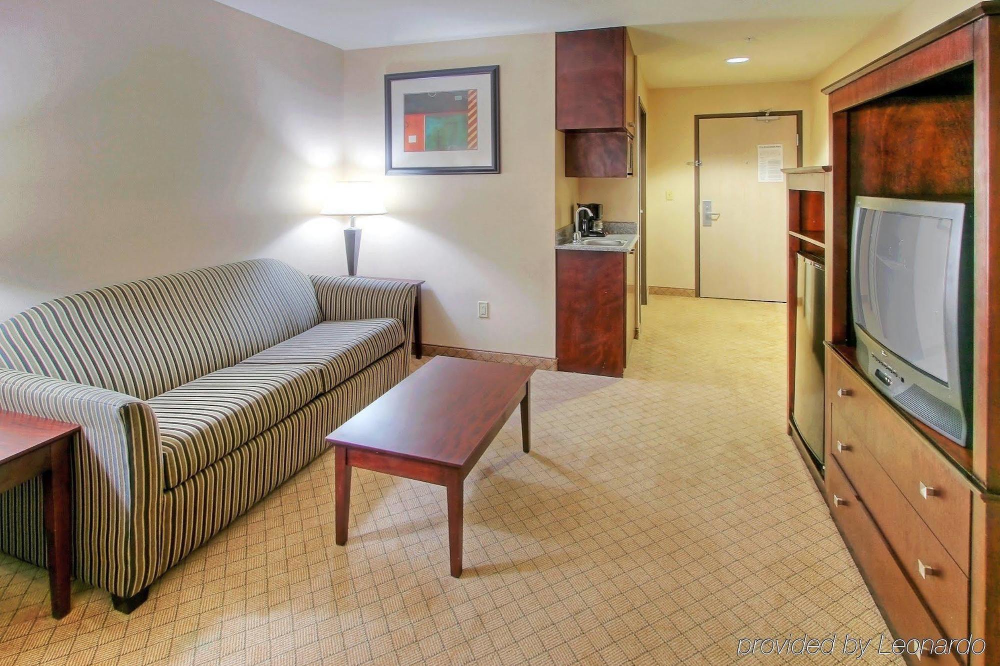 Holiday Inn Express & Suites Portales By Ihg Phòng bức ảnh
