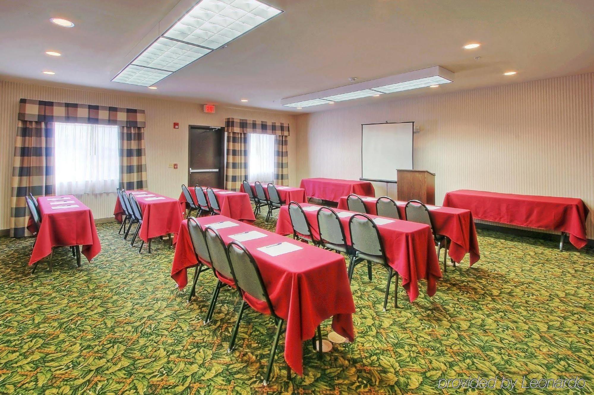 Holiday Inn Express & Suites Portales By Ihg Ngoại thất bức ảnh
